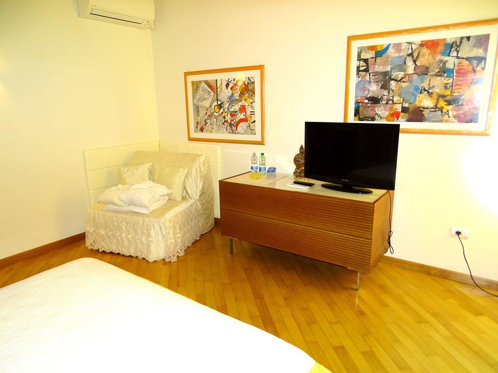 Villa Gioia Rooms Montegranaro Exterior photo